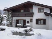 Landhaus im Winter