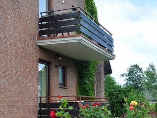 Zwei Balkone an der Südseite
