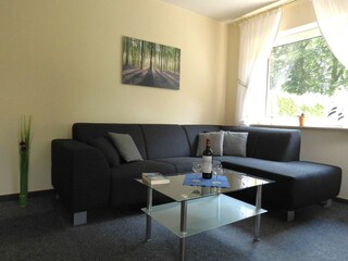 Wohnzimmer mit Sofa