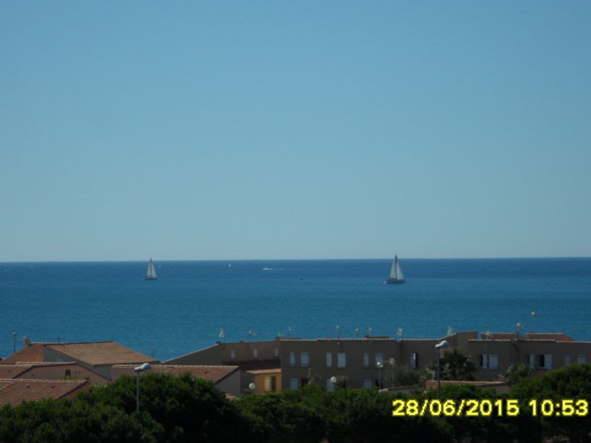 Holiday apartment Saint-Pierre-la-Mer Outdoor Recording 1