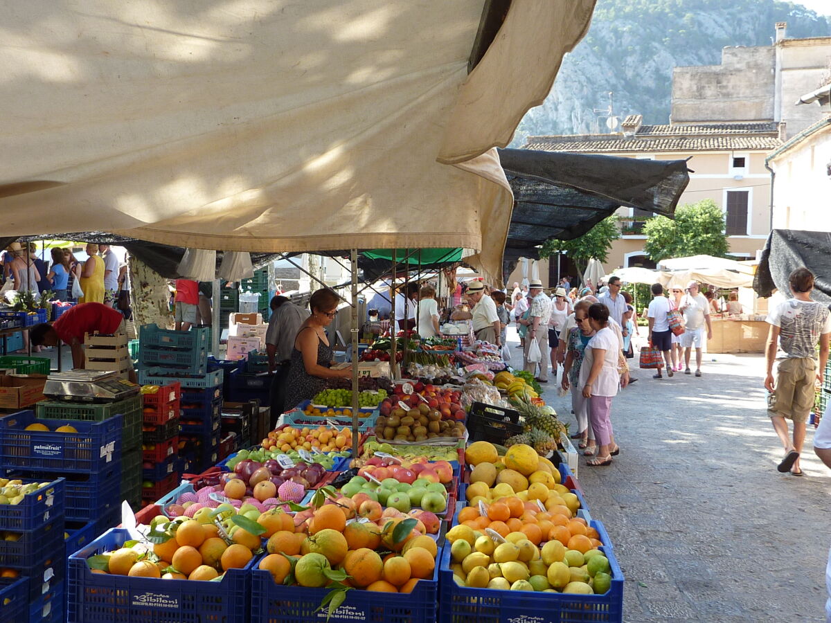 Sonntagsmarkt in Pollensa