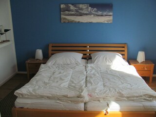 1tes Schlafzimmer 39-20-01