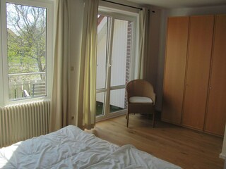 1tes Schlafzimmer 39-20-01