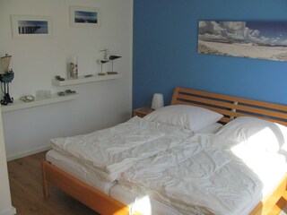 1tes Schlafzimmer 39-20-01
