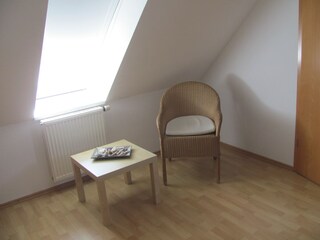 Leseecke im 3ten Schlafzimmer 39-20-01