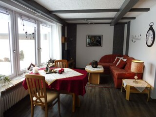 Gemütlicher Wohn- Essbereich