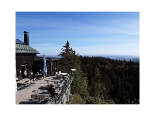 Terrasse beim Kösseinehaus (v. Tom Langer)
