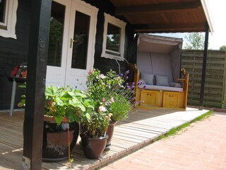 2. Terrasse mit Strandkorb