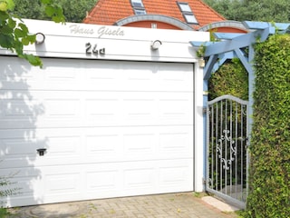 Garage mit Fernbedienung