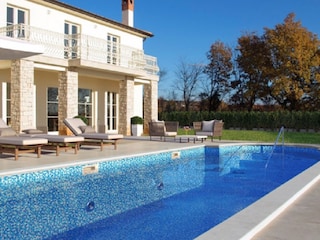 Nice villa with pool
