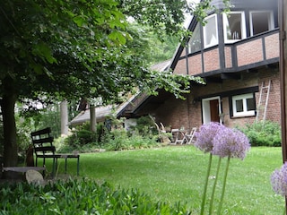 Hofzugang und Eingang zur "kleinen Schwester"