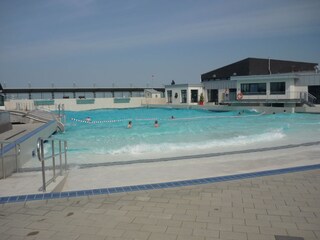 Im OT Dorum-Neufeld befindet sich ein Wellenbad