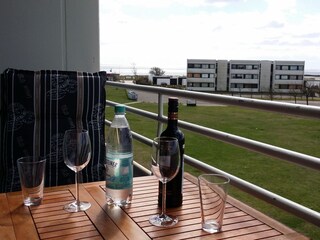 Balkon mit Blick zum Meer