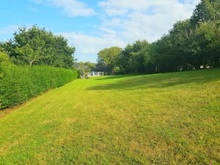 Garten hinter dem Haus