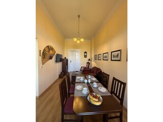 Living/dining room