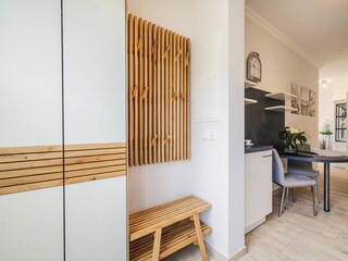 Wohnungseingang mit Essbereich