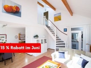 Wohnzimmer mit Essbereich