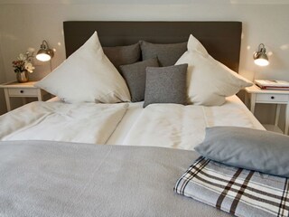 Master-Bedroom 1