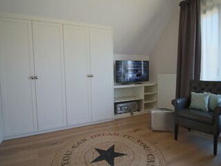 Master-Bedroom 1