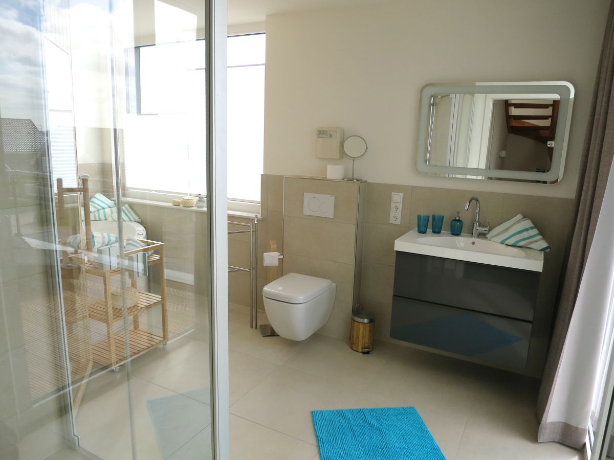 Ferienhaus Marina & Strand, Olpenitz, Firma Urlaub ist am Meer - Frau