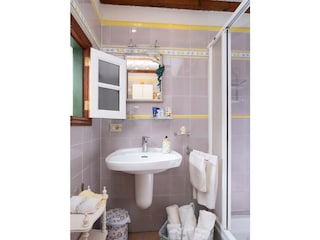 Bad mit Dusche