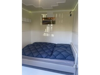 Schlafzimmer links vorne.
