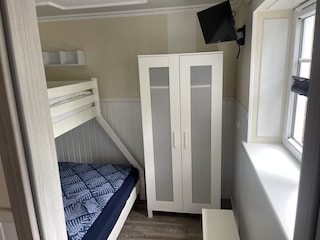 Kinderschlafzimmer vorne rechts.