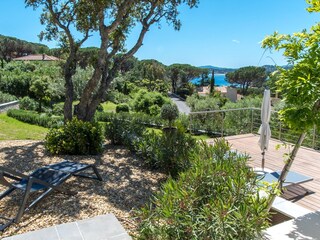 Garden and sea view