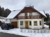 Ferienhaus im Winter