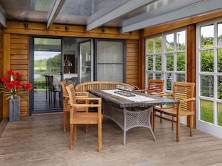 überdachte Terrasse