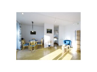 Der Wohnraum und die Essecke