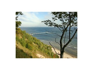 Hochuferweg mit Blick auf die Seebrücke von Sellin