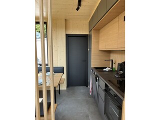 Küchenzeile und Essecke