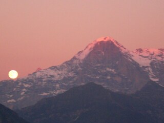 Eiger mit aufsteigendem Mond,Sicht aus Wohnung