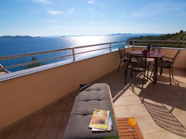 Holiday apartment Lea Apartments