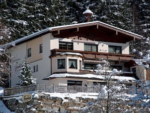 Holiday apartment Scheuling in Haus Fernblick - Mayrhofen - image1