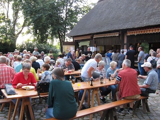 Jeden Montag ab 18:00 Uhr von Ende Mai bis Mitte Oktobe