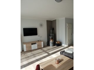 Wohnzimmer-Eßbereich 3b