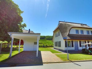 Reet-Ferienhaus SVANTVIT - Schloss Ranzow/Golfplatz - Lohme - image1