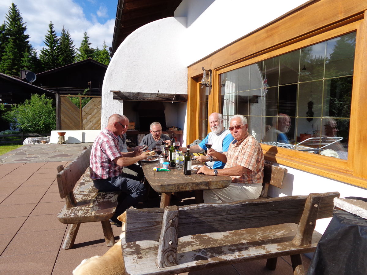 Grillen  auf der Terrasse