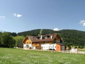 Modern appartement in Salzburgerland met zonnig balkon - Sint Margarethen im Lungau - image1