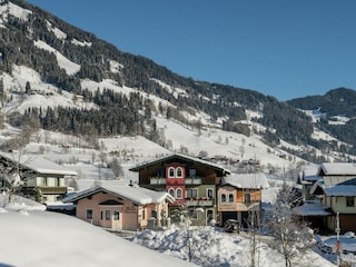 Ferienhaus Goldegg Außenaufnahme 2