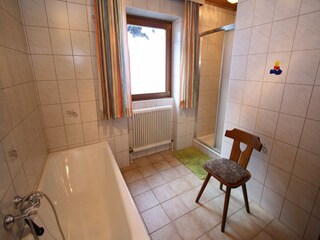 Apartment Dienten Ausstattung 15