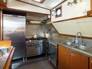 House boat Leiden Features 17