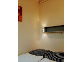2e Schlafzimmer, Schranke, Fliegenfenster