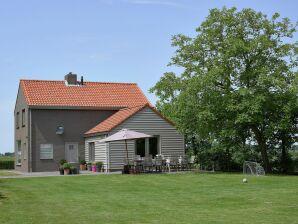 Bauernhof Ferienhaus in ländlicher Lage nahe dem Meer - Zuidzande - image1