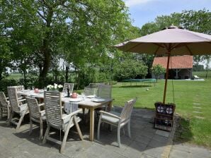 Bauernhaus in Zuidzande nahe Strand