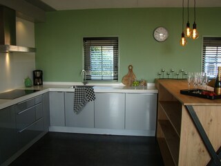 Trailer Zuidzande Features 25