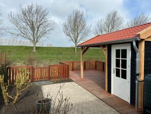 Maison de vacances confortable à Schoondijke avec une terrasse - Schoondijke - image1