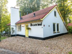 Gezellig vakantiehuis met een mooie ligging in het bos bij Koudekerke - Vlissingen - image1